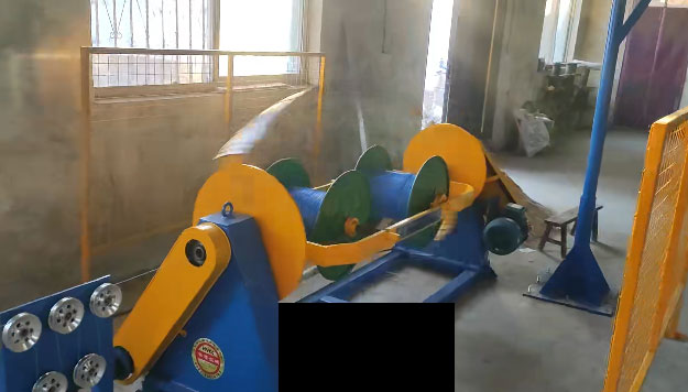 安裝在聊城志深自動化工程有限公司高速RVS雙盤絞線機GSP630ZTD型生產(chǎn)現(xiàn)場